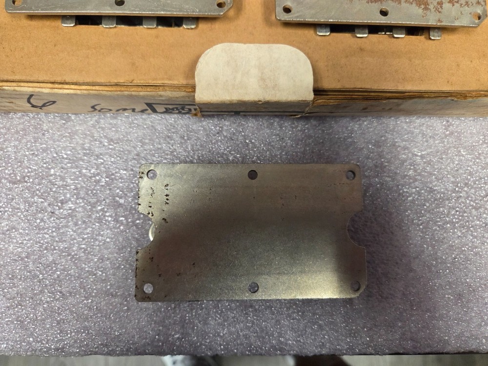 '1 PIECE' - PN# FBH-60-014 - LAMBDA - POWER HYBRID VOLTAGE REGULATOR