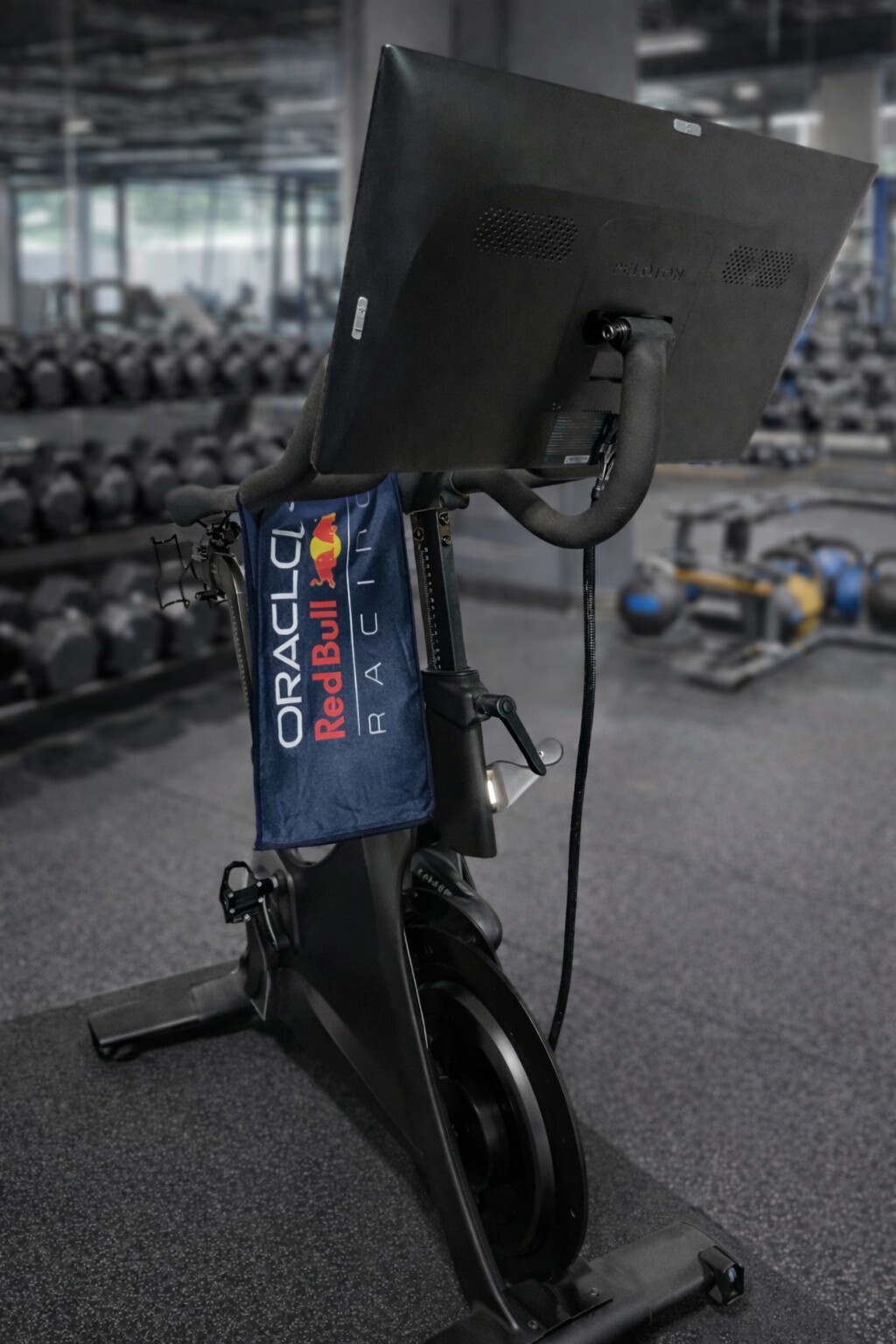 Cooling Towel – Oracle Red Bull Racing | Gym, Fitness, Golf, Cycling, Running