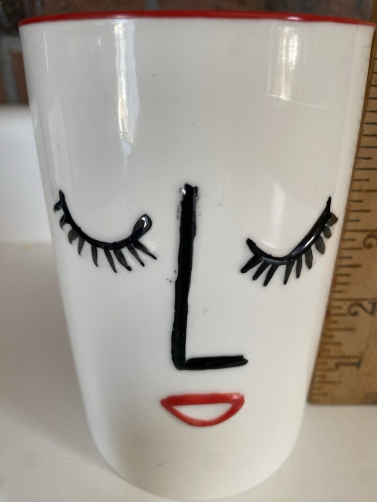 Best Accessory Group Make-up Brush Holder