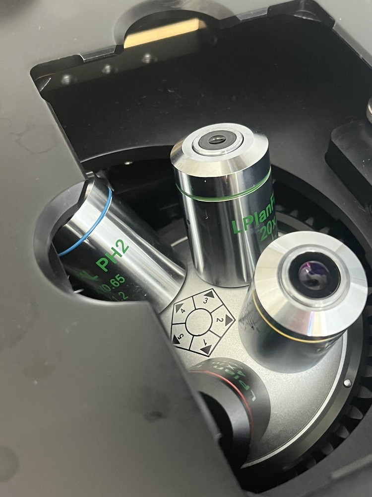 Invitrogen Life Technologies EVOS FLc Digital Inverted Fluorescence Microscope