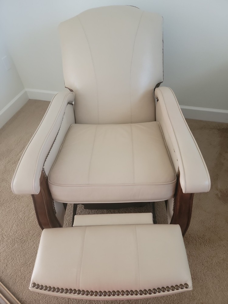 MotionCraft Leather Recliner