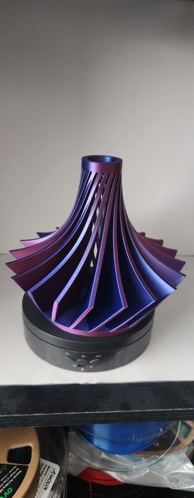 Kario Short Vase