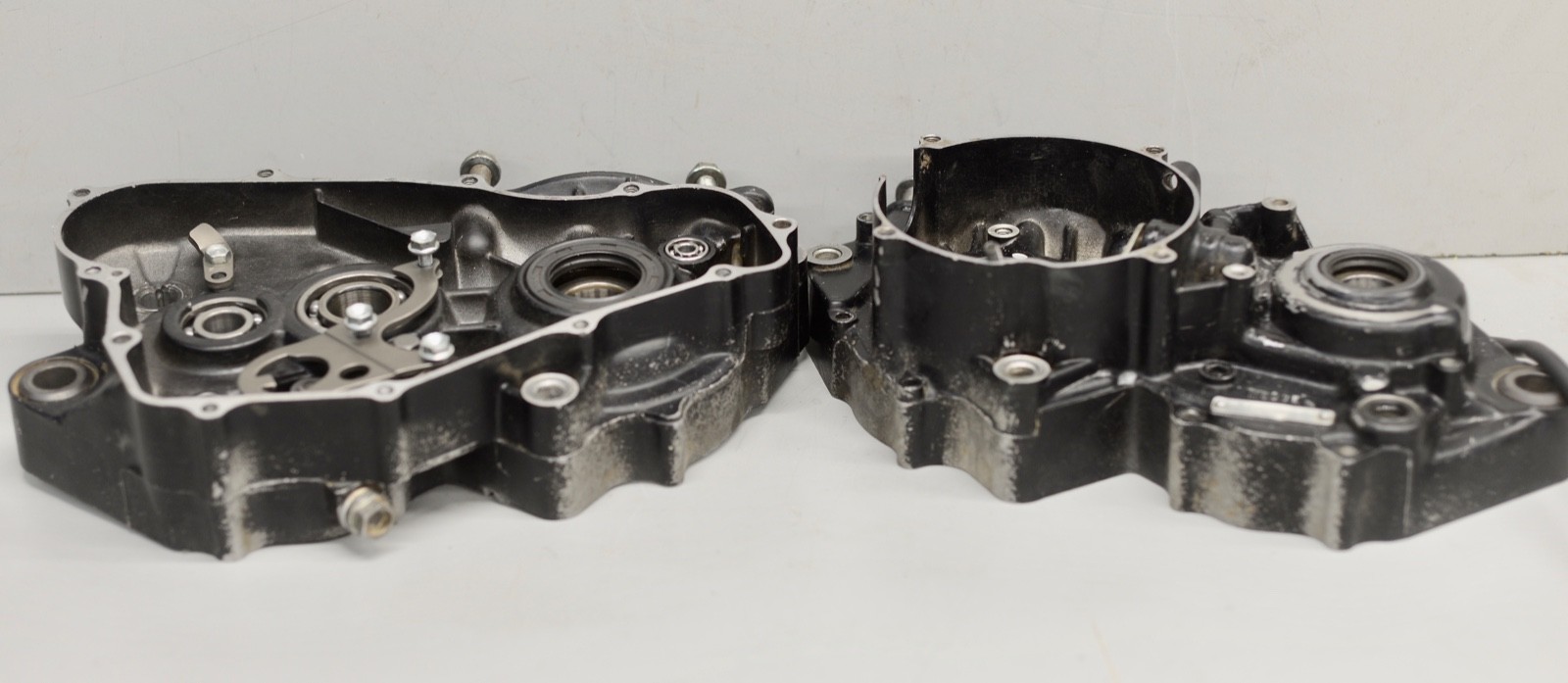 1989 Honda CR250R CR 250R OEM RIGHT LEFT CASES CRANKCASE BOTTOM END ENGINE