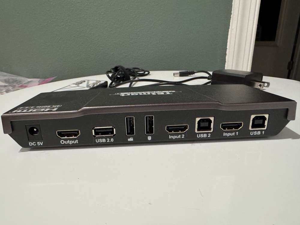 TESmart KVM Switch Box HDMI USB 2.0 4K 60Hz Remote Control IR Black