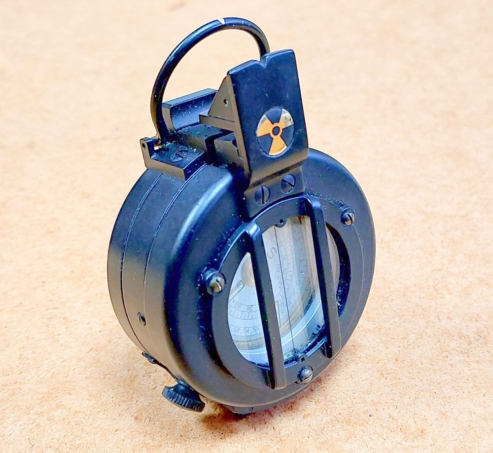 Francis Barker M-73 M73 prismatic compass