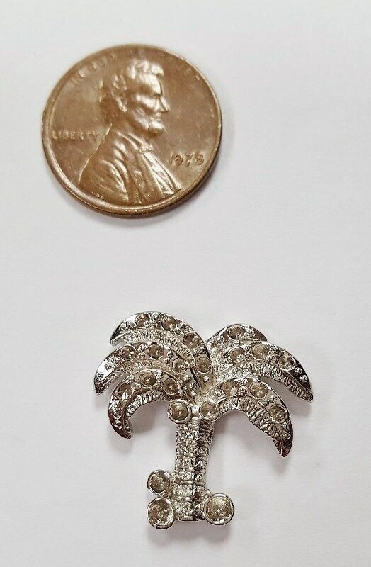 1 Retro Silver Palm Tree 21x22mm. Floating Charm Cabochon Finding E280