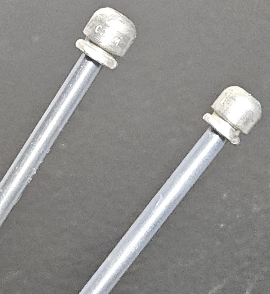 KNITTING NEEDLE SET. WINC #3