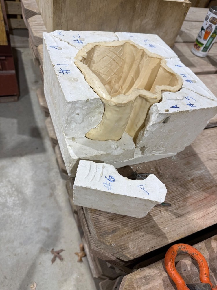 Silicon Mold Window Pediment and Corbel