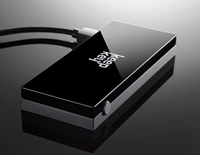 Black and Anodized Aluminum Wallet for Cryptocurrency - Simple Hardware