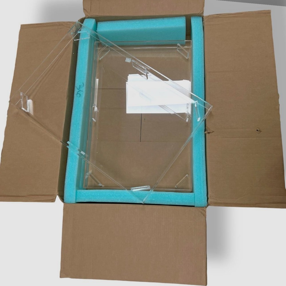 HIDDIN Medium Clear View Pet Crate With Golden Latch
