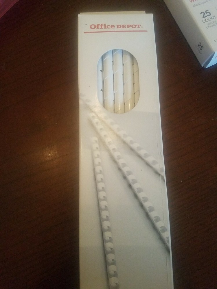 1/4-inch Binding Combs 25 Count Sheet Capacity