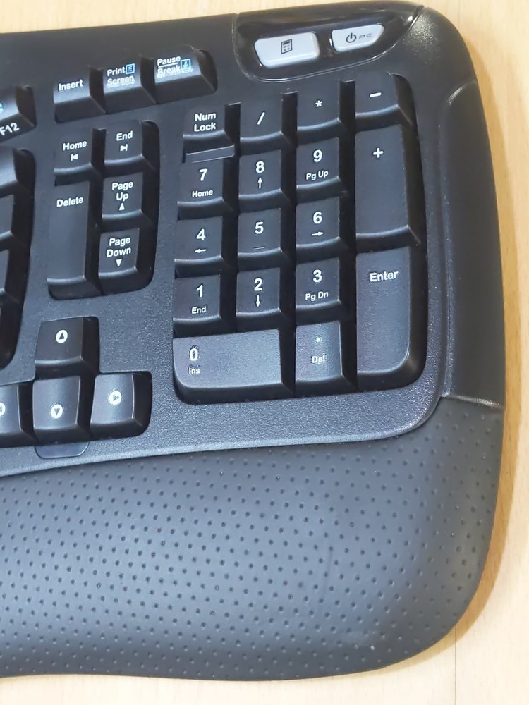 Logitech Wireless Wave Keyboard K350 & Mouse Set + M310 Mouse + USB Dongle D