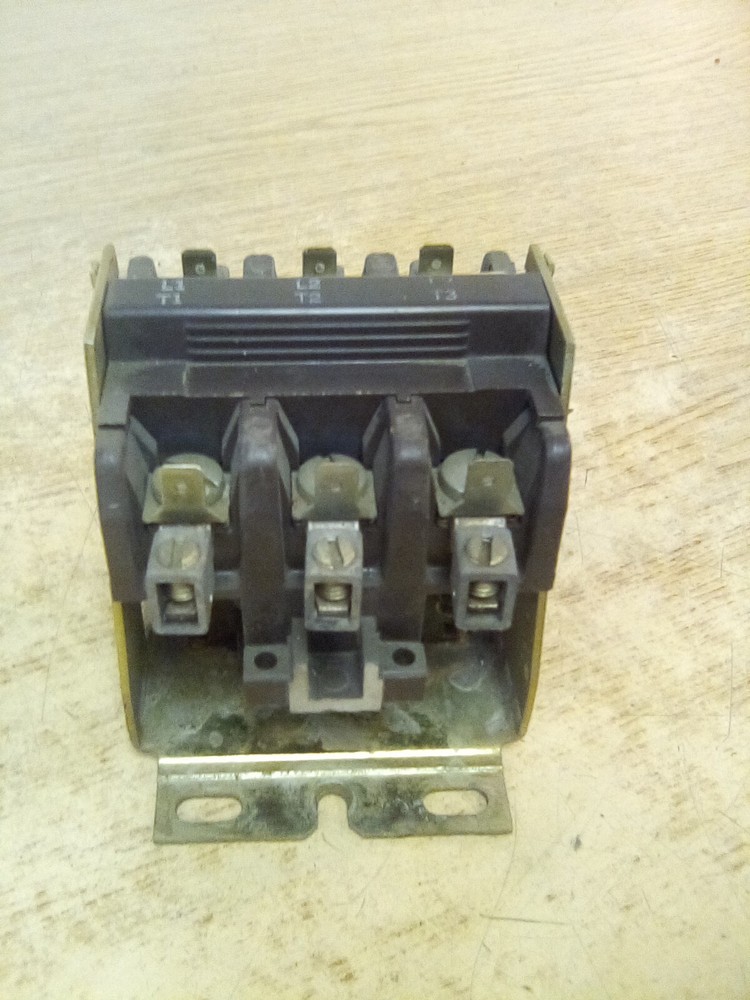 Sylvania A77-288502-134 Contactor