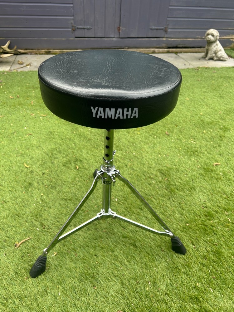 YAMAHA Drum Stool Throne / Height Adjustable / Padded Seat