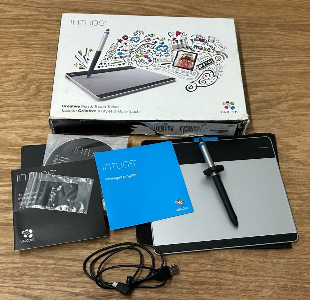 OPEN BOX Wacom CTH-480 Creative Intuos Pen & Touch Small Tablet Multi Touch