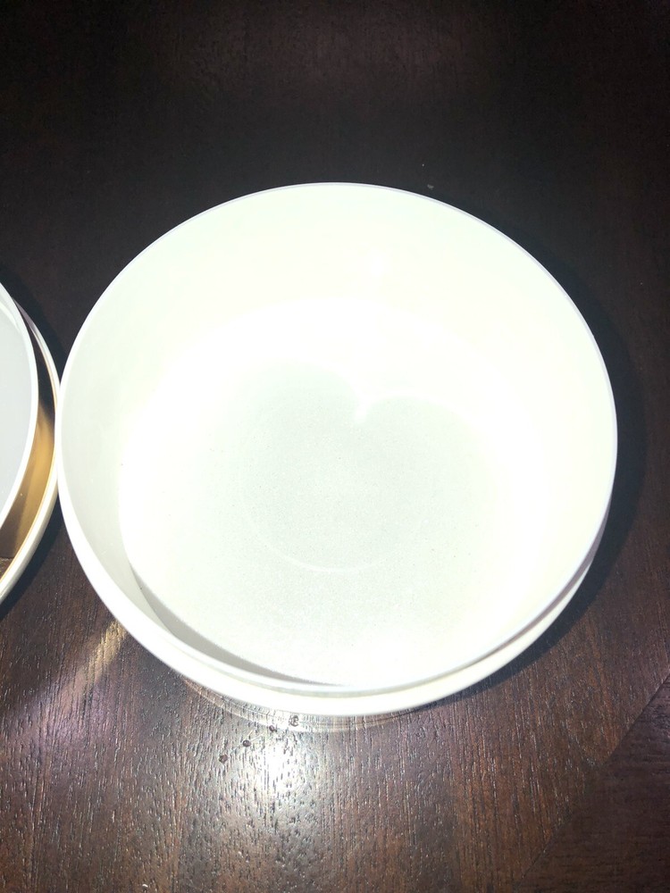Vintage Estee Lauder White Linen Dusting Powder Box Container Empty Gold Shell