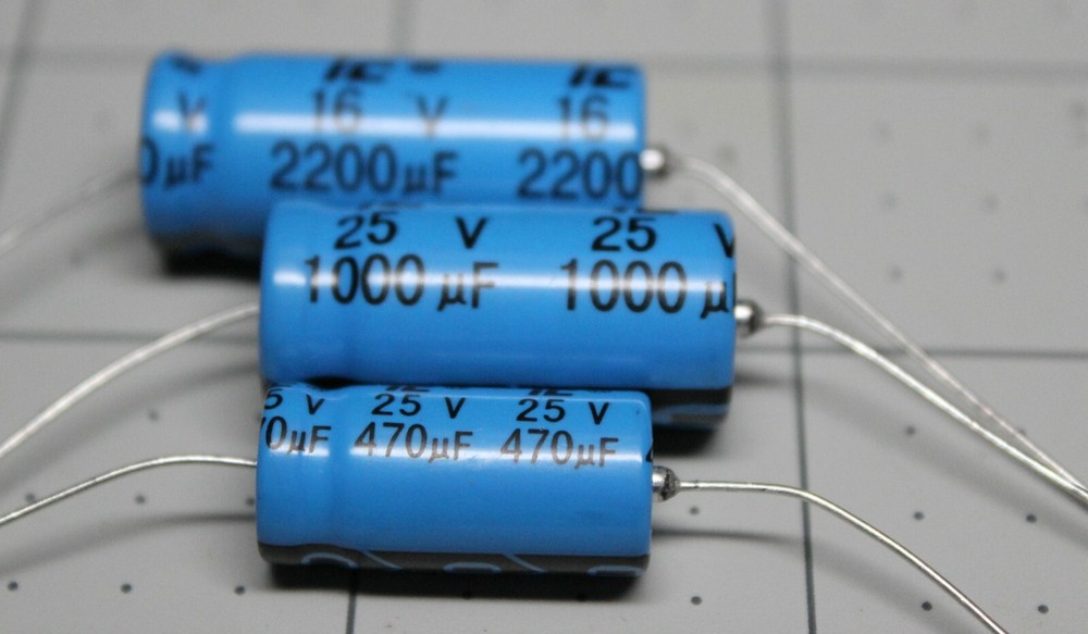 Electrolytic Capacitors for the Commodore 64 (Longboard), ASSY # 250425