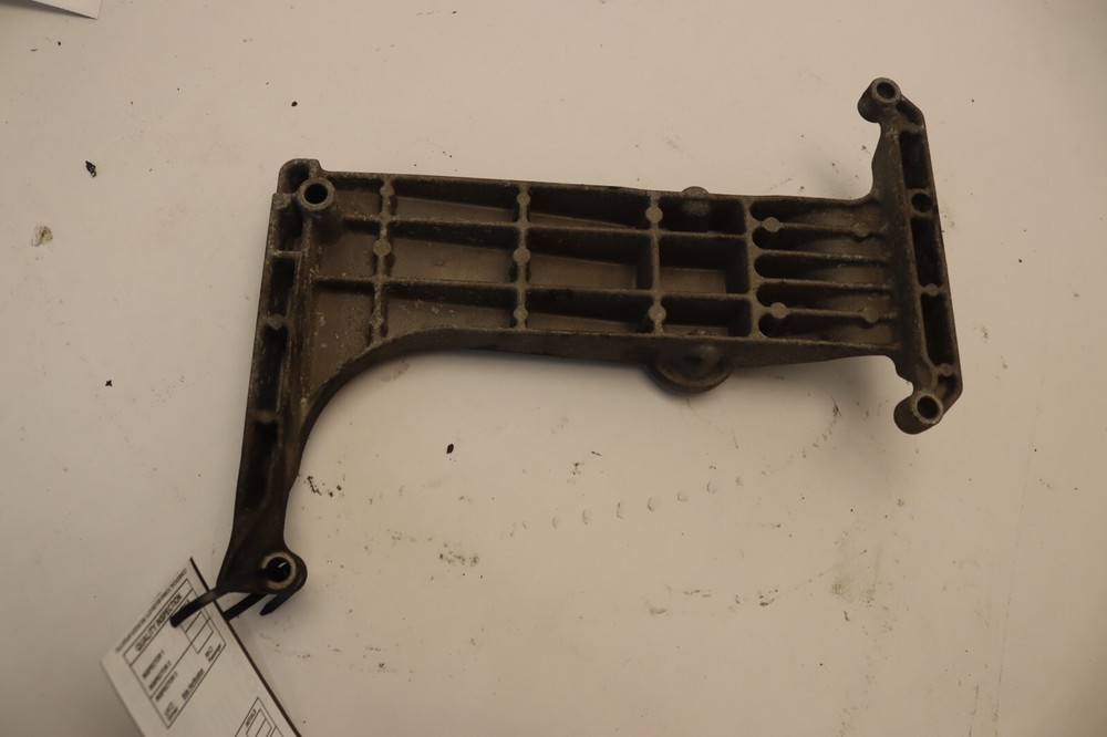 13-17 FREIGHTLINER CASCADIA EVOLUTION 125 DD15 AIR CLEANER BRACKET SUPPORT OEM