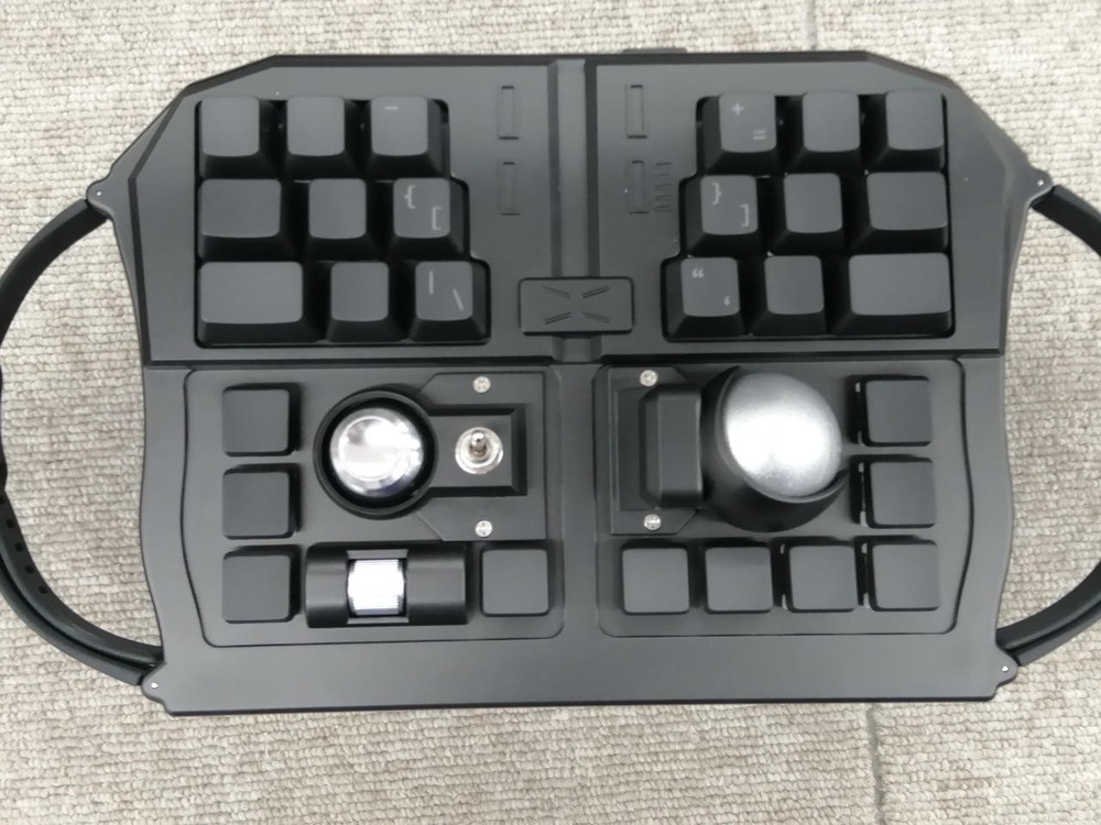 DOTBRAVO GRABSHELL Model GRABSHELL DOTBRAVO