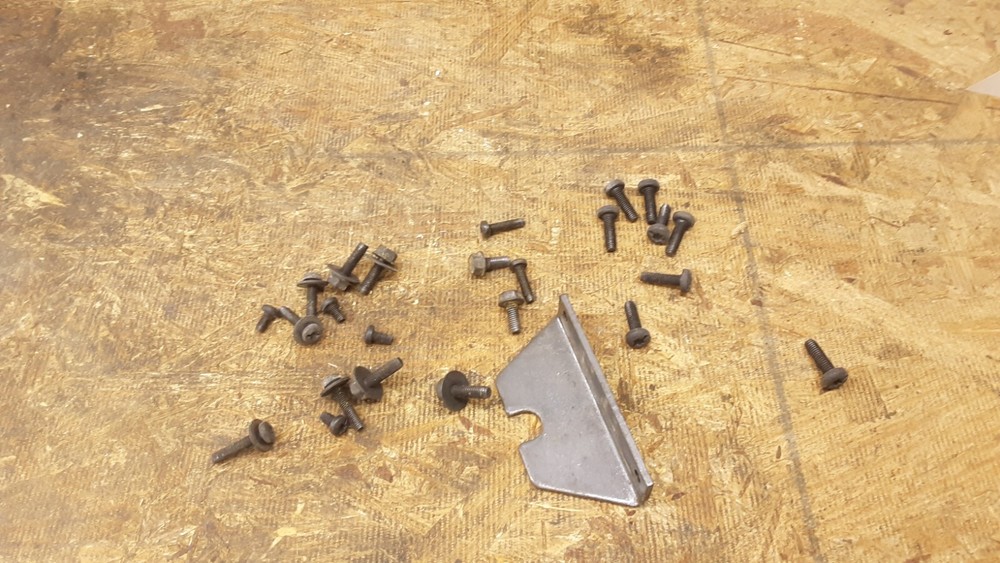 Dewalt DW744 Type 2 Table Saw Misc. Hardware and Screws Bracket