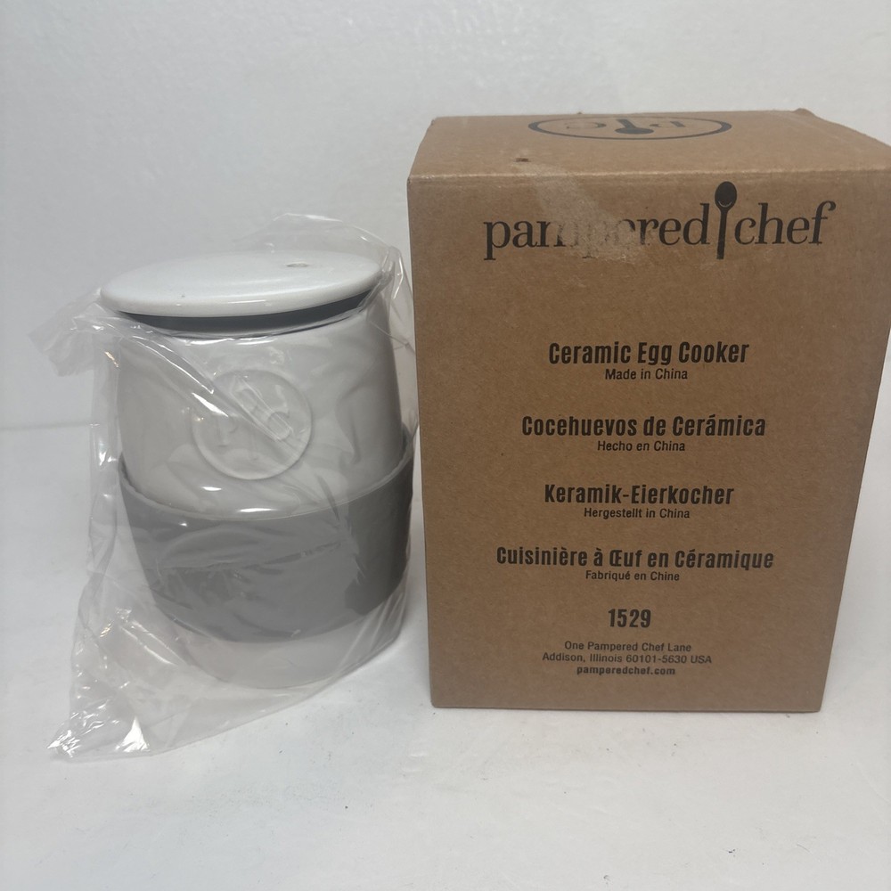 Pampered Chef #1529 Ceramic Egg Cooker