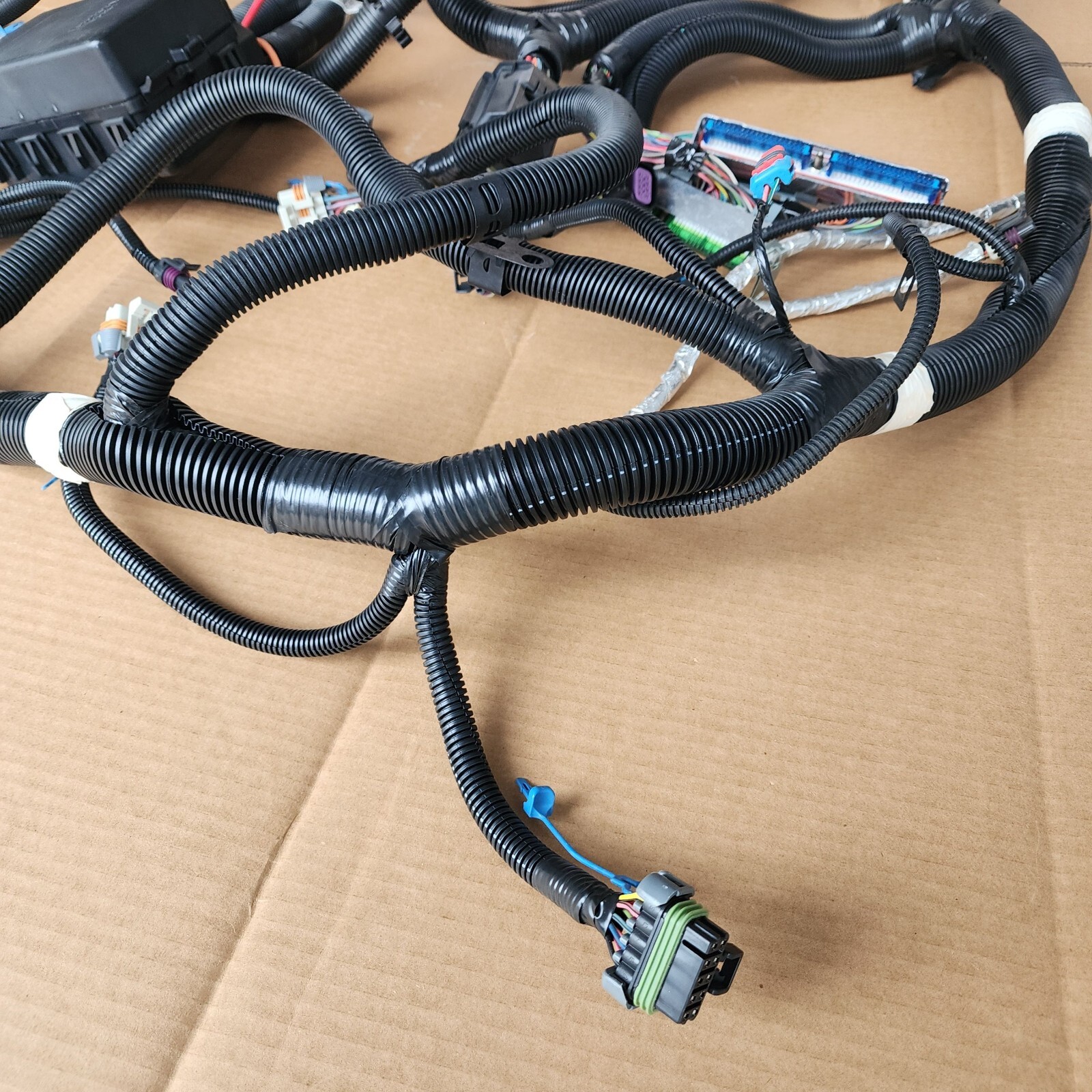 Workhorse Custom Chassis GM V8 PCM ECU engine wiring harness assembly W0005550