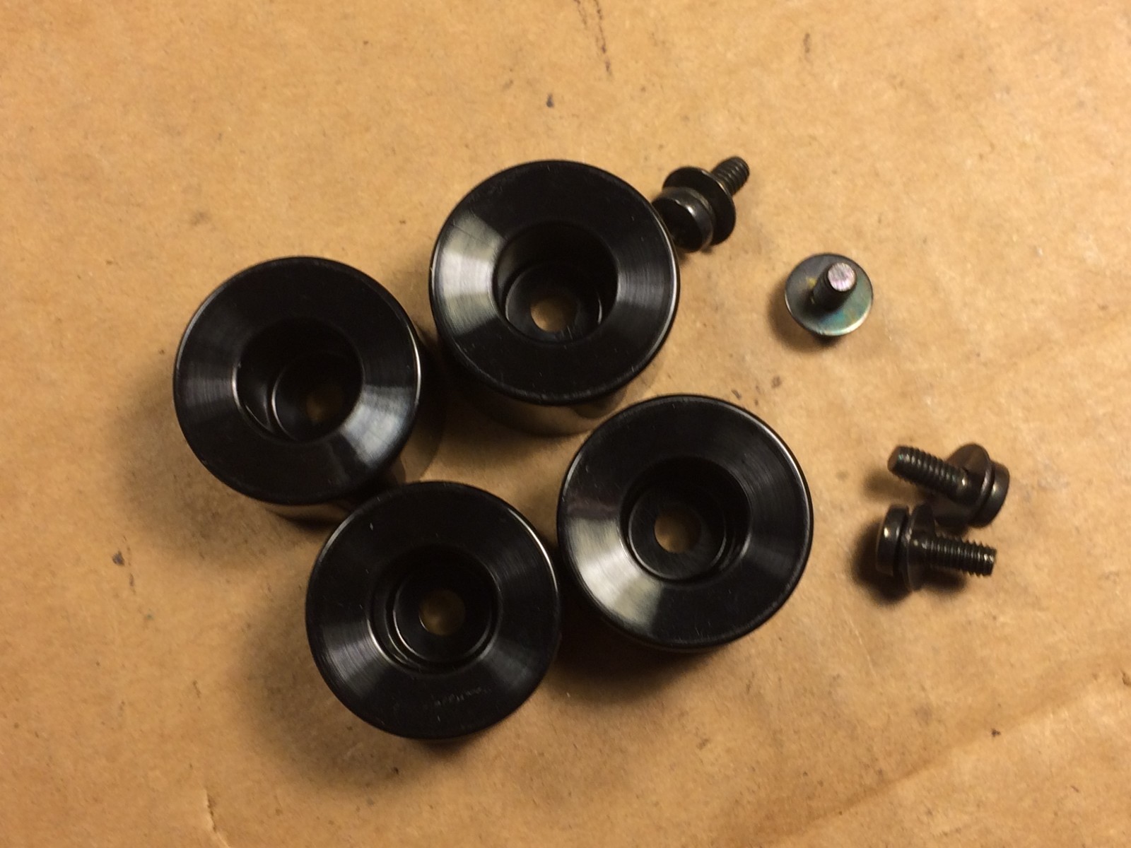 Marantz 4 Plastic Feet w/ Screws Exact Duplicates Of Originals (These are great)