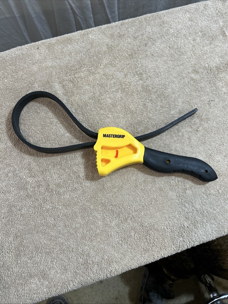 Strap Wrench. By Mastergrip 19"
