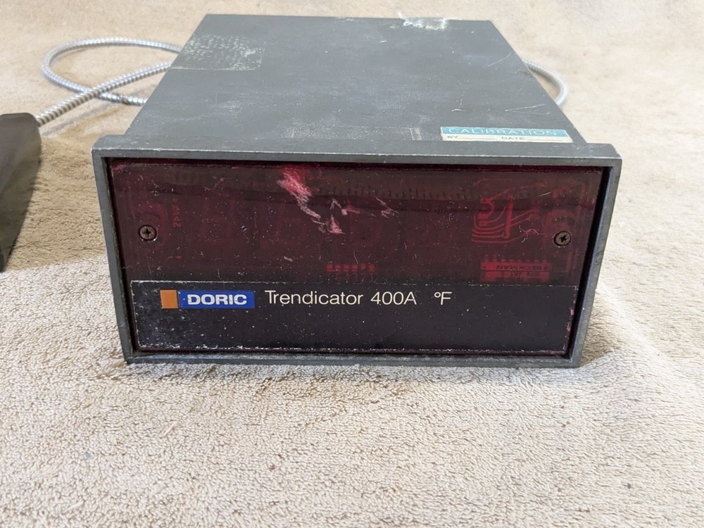 Doric Trendicator 400A Digital Temperature Indicator USED