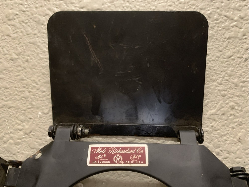 Mole Richardson Barn Doors Light Shield, Mini