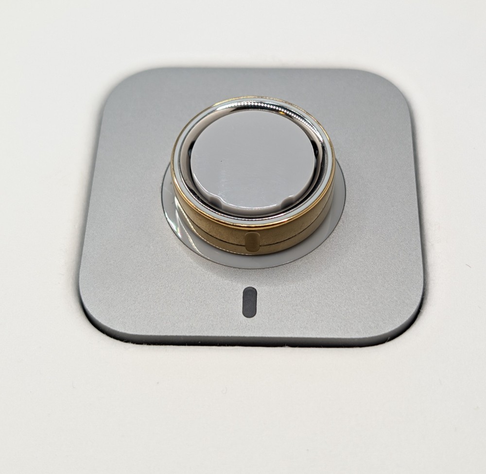 Oura Ring Gen 4 - Gold- Size 7 (Moderate Scratching):~,