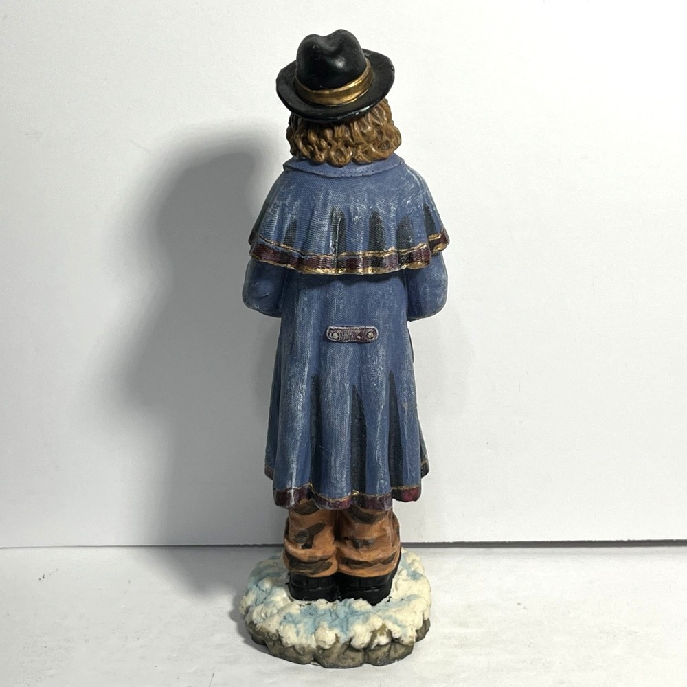 Christmas Caroler Man with Beard Windsor Collection