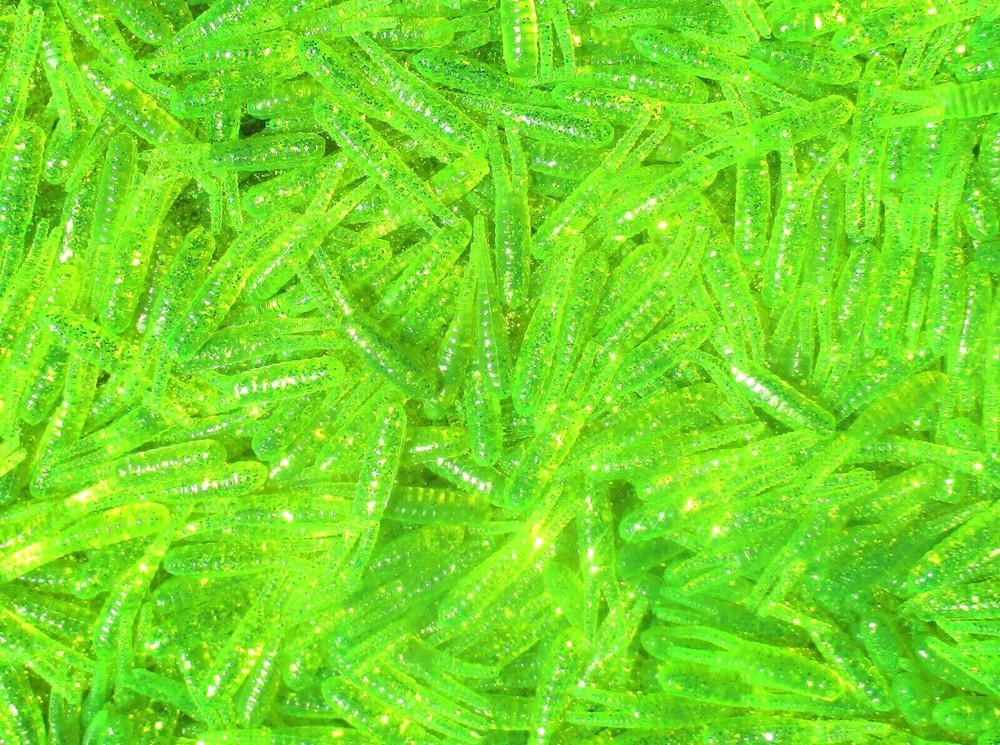 50ct CHARTREUSE SILVER FLAKE 1.5" SPLIT TAIL BEETLES Crappie Baits Panfish Lures