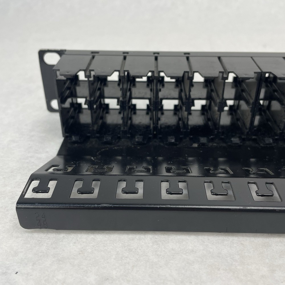 Siemon Z6-PNL-U48K Port Patch Panel