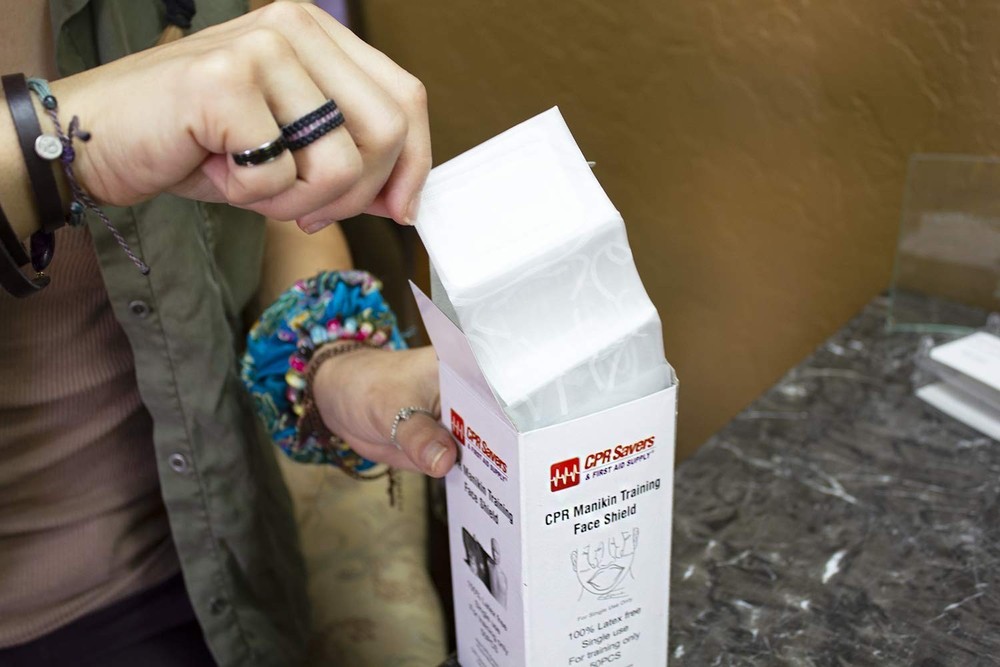 Individually Packaged Disposable CPR Face Shields for First Aid Training