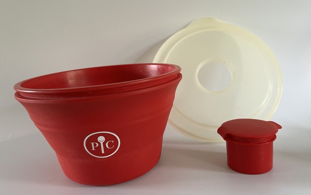 Pampered Chef Microwave Popcorn Maker Red Silicone Collapsible