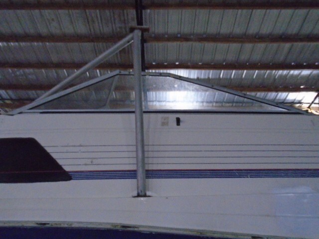 COMPLETE USED 1985 24' BAYLINER CIERA GLASS WINDSHIELD ASSEMBLY WINDSHIELDS