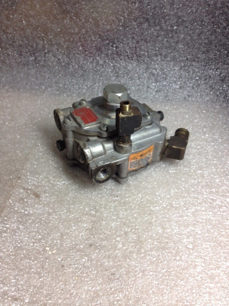 LPM 233-1417 Forklift Regulator