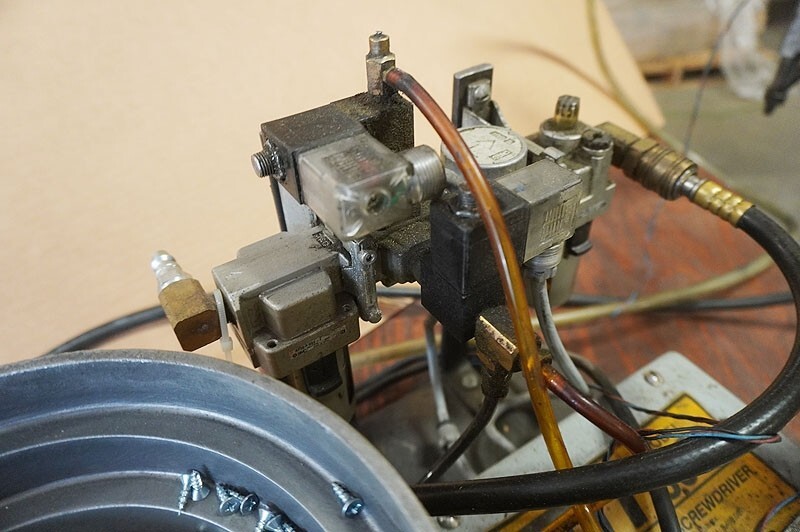 DTI Model 5000 Automatic Feed Screwdriver