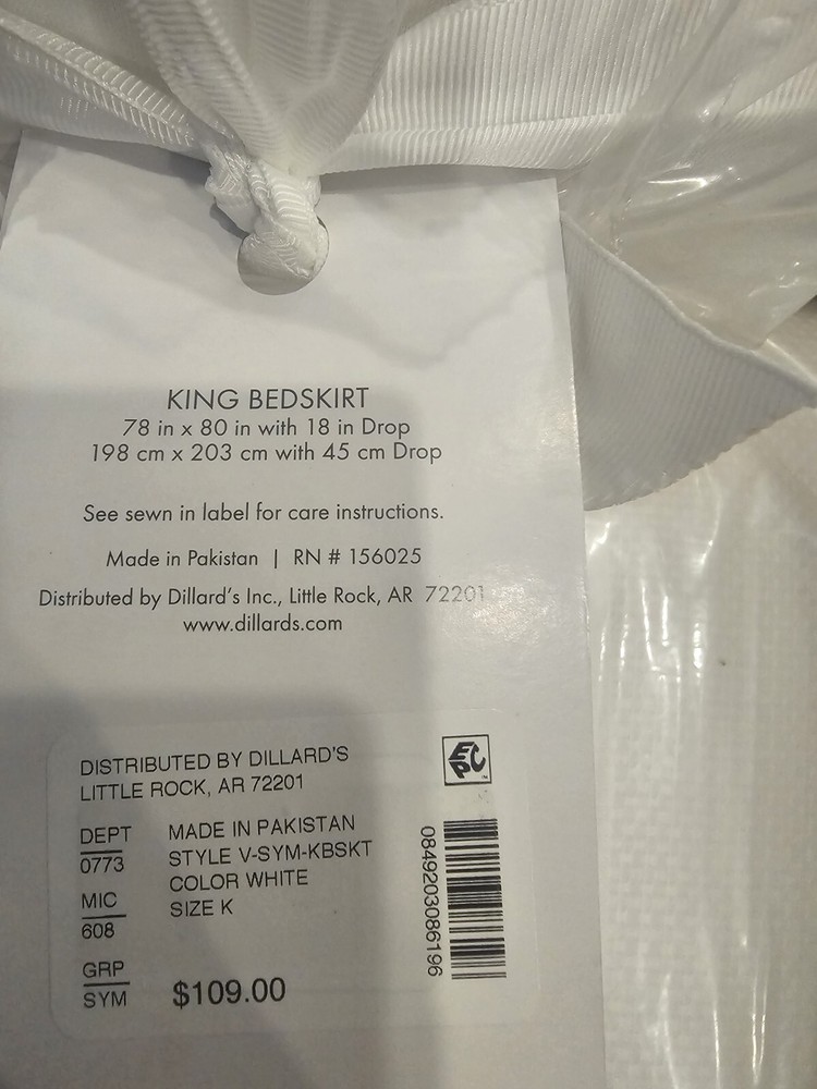 ☆Brand New☆ Villa Comforter Set