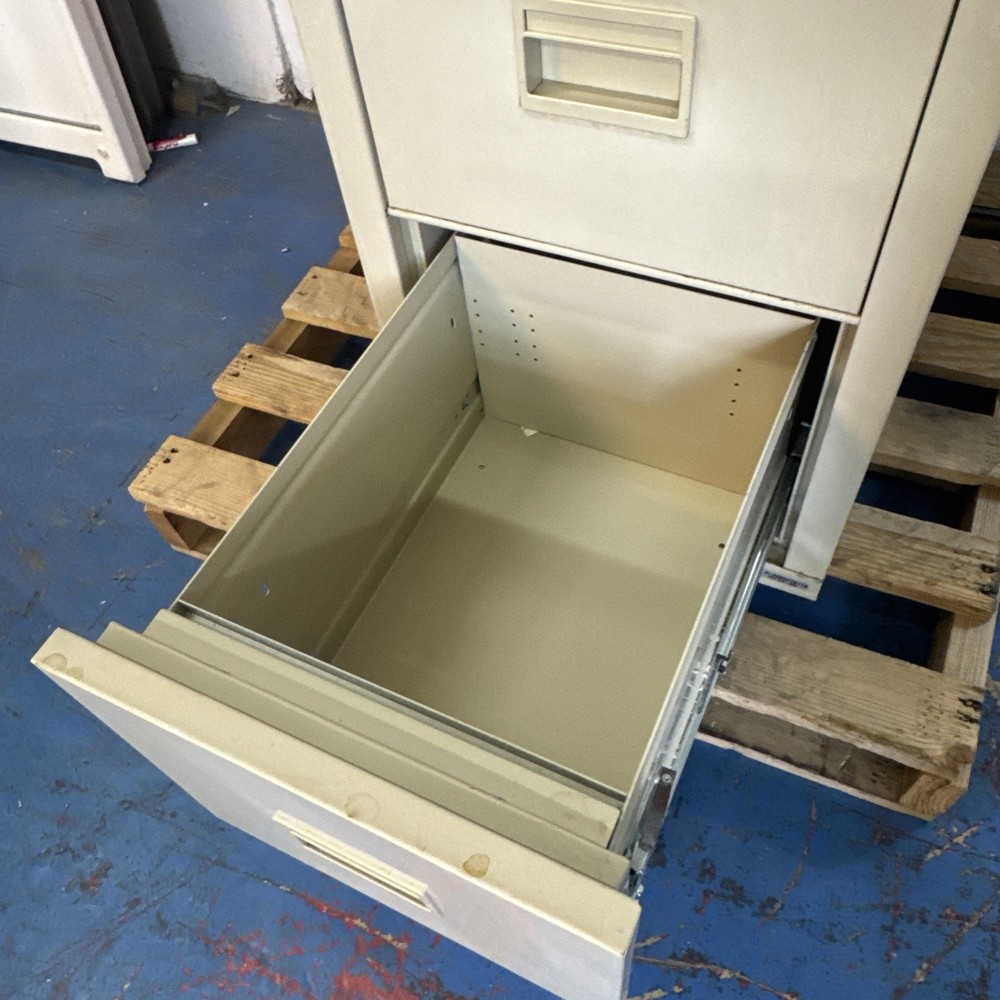 FIREKING TURTLE 4 DRAWER FIRE RESISTANT CABINET W/KEYS