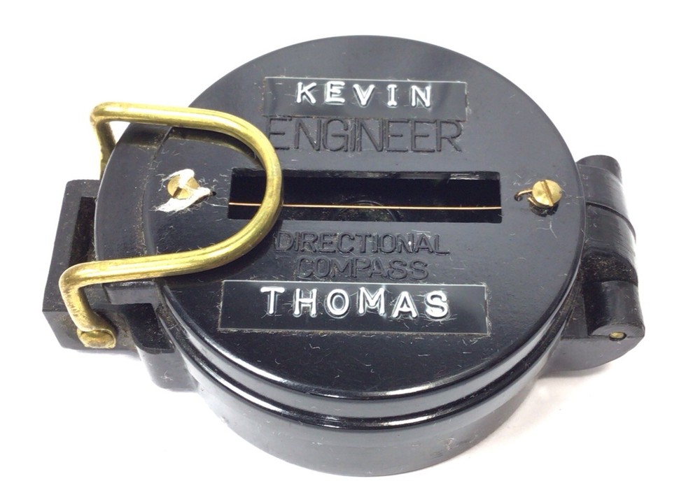 VINTAGE ENGINEER DIRECTIONAL COMPASS