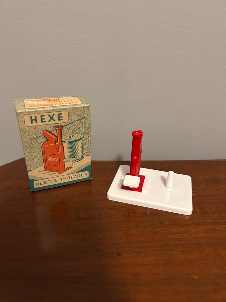 Vintage Hexe Automatic Needle Threader with instructions Germany