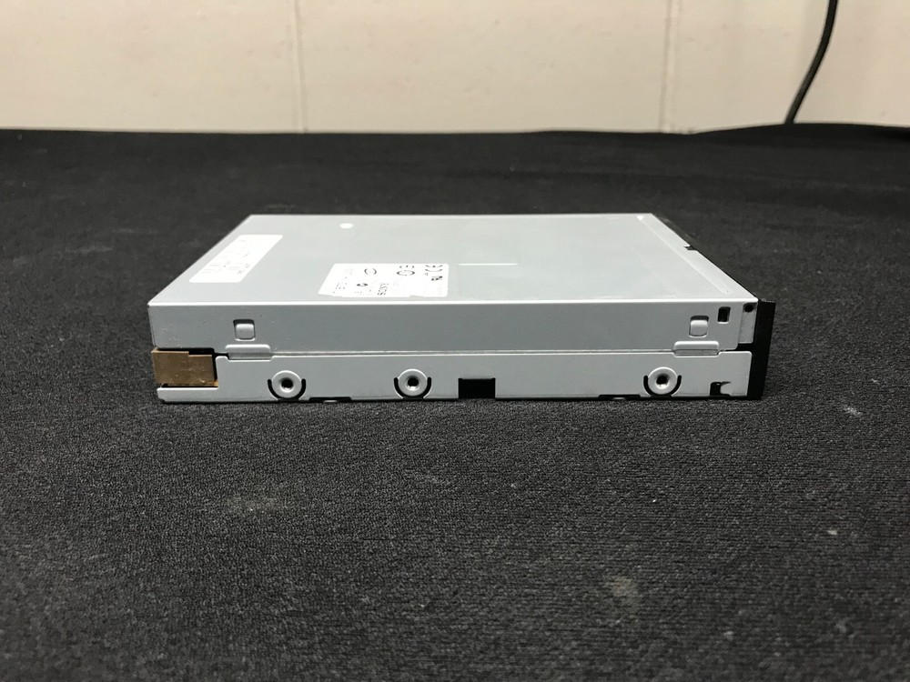 Sony MPF920 T/B73 Internal Desktop 3.5" inch Floppy Disk Drive