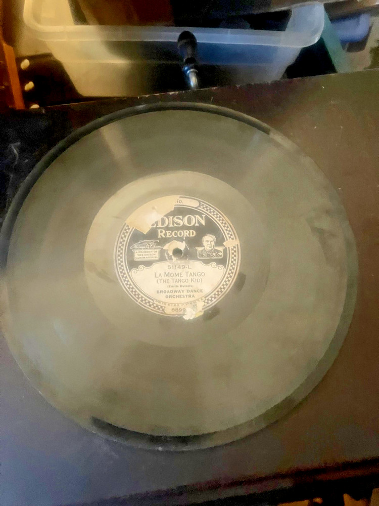 Edison Diamond Disc Record #51149 "La Mome Tango" Orchestra