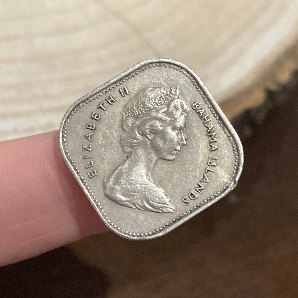 1966 BAHAMAS 15 CENTS