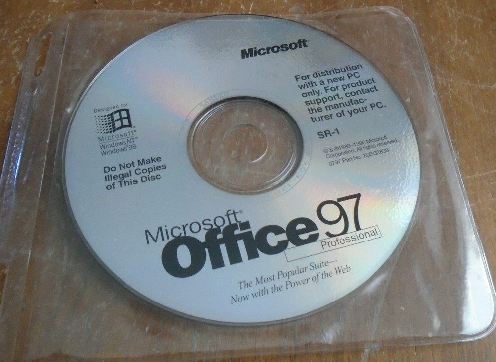 Microsoft Office 97 Professional Edition Version   NT 95 Free Ship