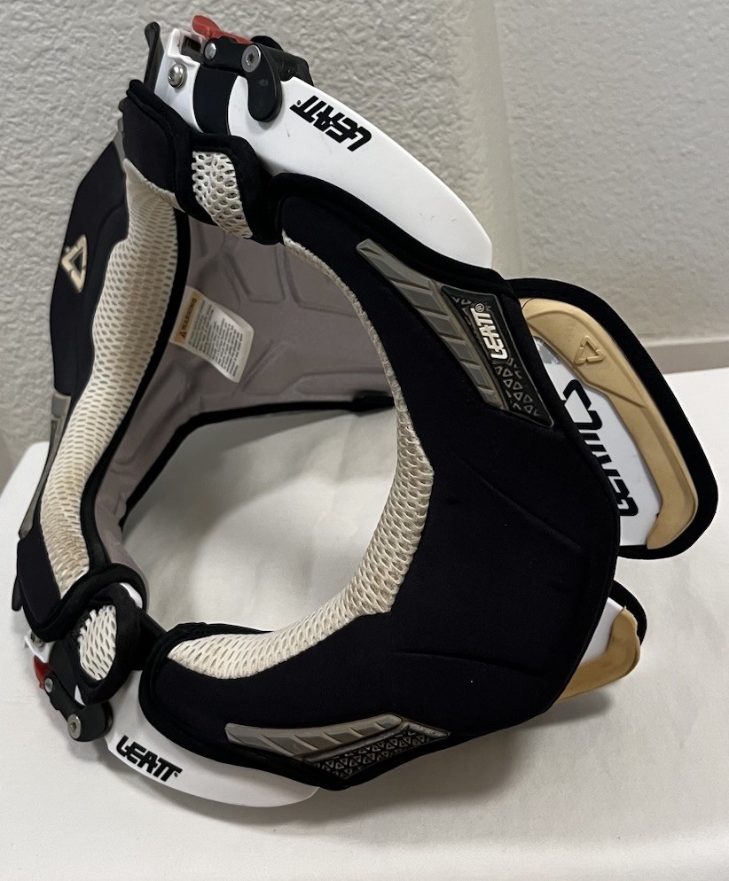 Leatt GPX Race Neck Brace