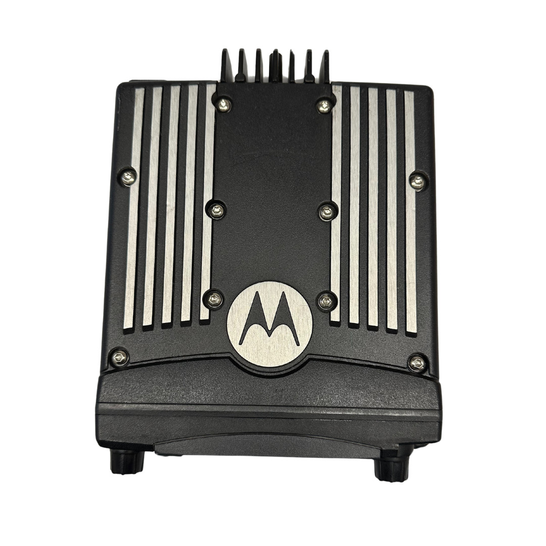 Motorola XTL5000 M20URS9PW1AN Mobile Two-Way Radio 700/800MHz w/ O5 Control Head