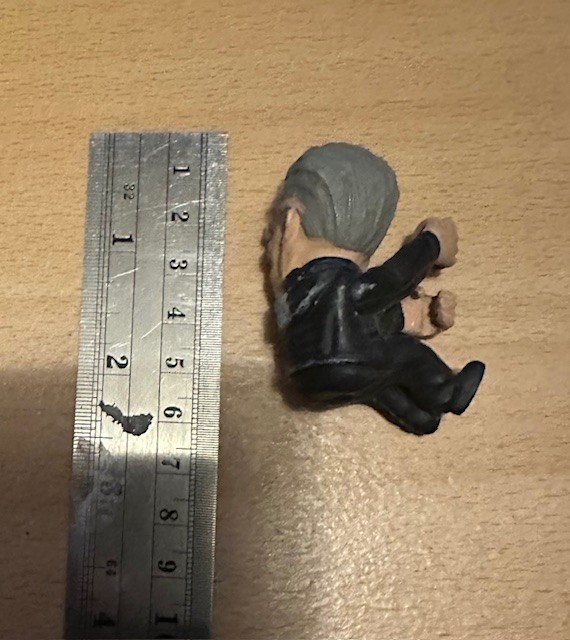 T2 Terminator 2 computer cable tie holder Arnold Schwarzenegger T-800 - USED